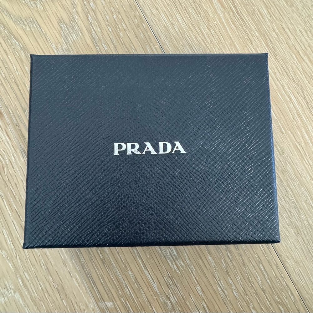 Prada Wallet Box and Packing Paper - Picture 2 of 2